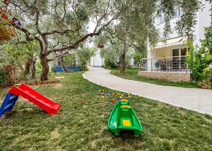 Koula 2-dimos 포토스